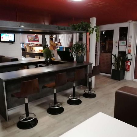 Brit Hotel Albi Le Sequestre Exterior foto