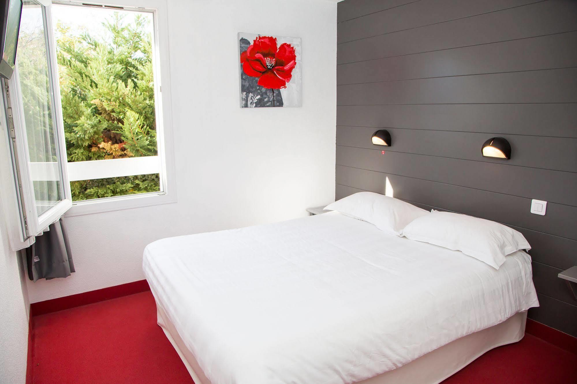 Brit Hotel Albi Le Sequestre Exterior foto